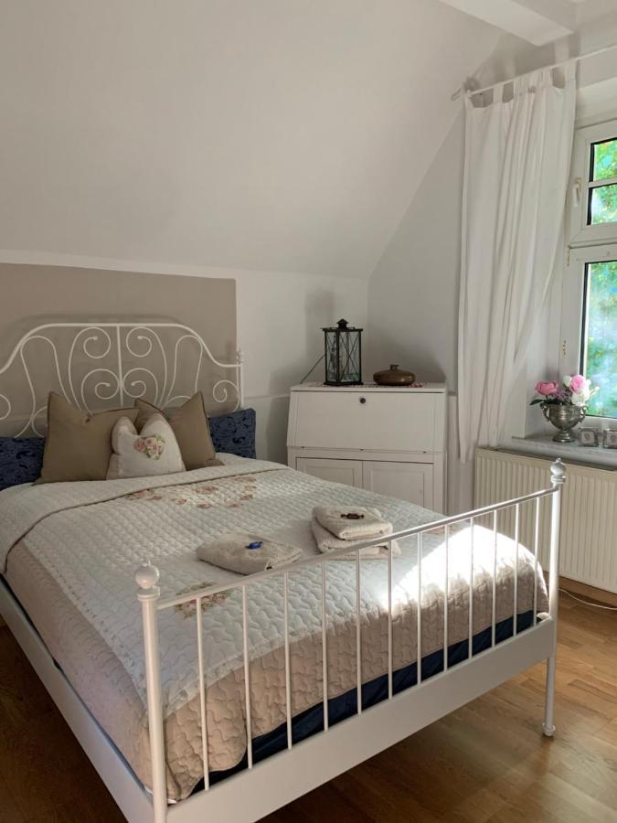 100 Qm Ferienwohnung Am Heiligen Brunnen Quedlinburg Esterno foto